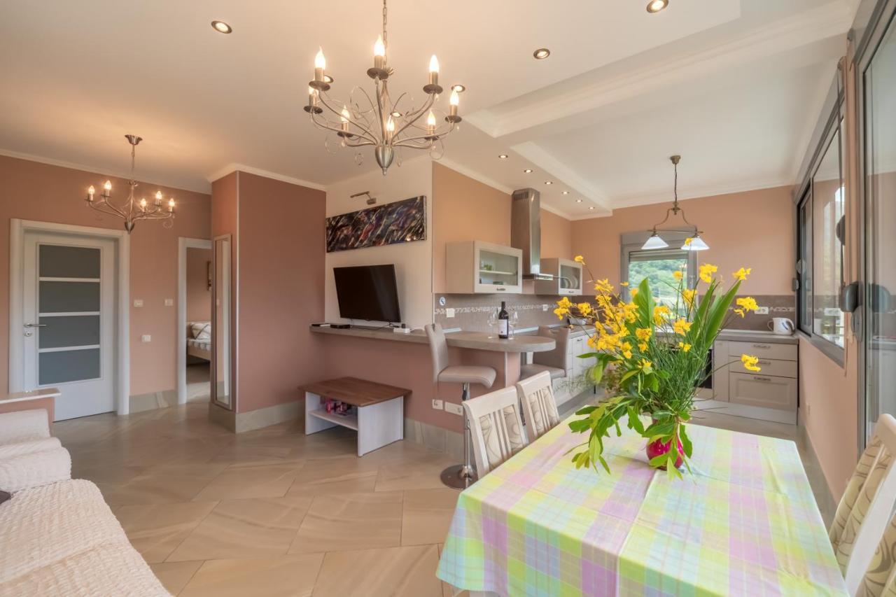 Villa Montenegrina Петровац Экстерьер фото