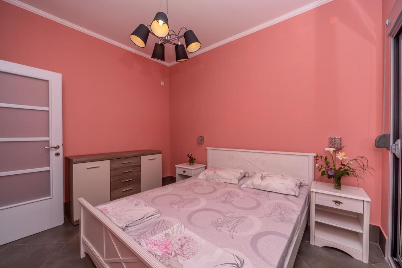 Villa Montenegrina Петровац Экстерьер фото